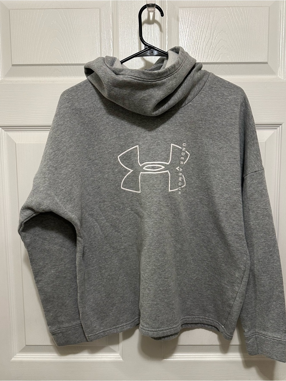 Under Armour Women’s Gray Logo Hoodie Sweater